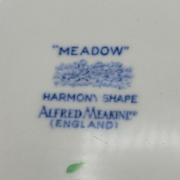 Alfred Meakin Meadow Harmony Shape Antique 9" Floral Rare Blue Yellow White Red - Picture 3 of 4